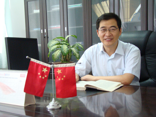 房巨波