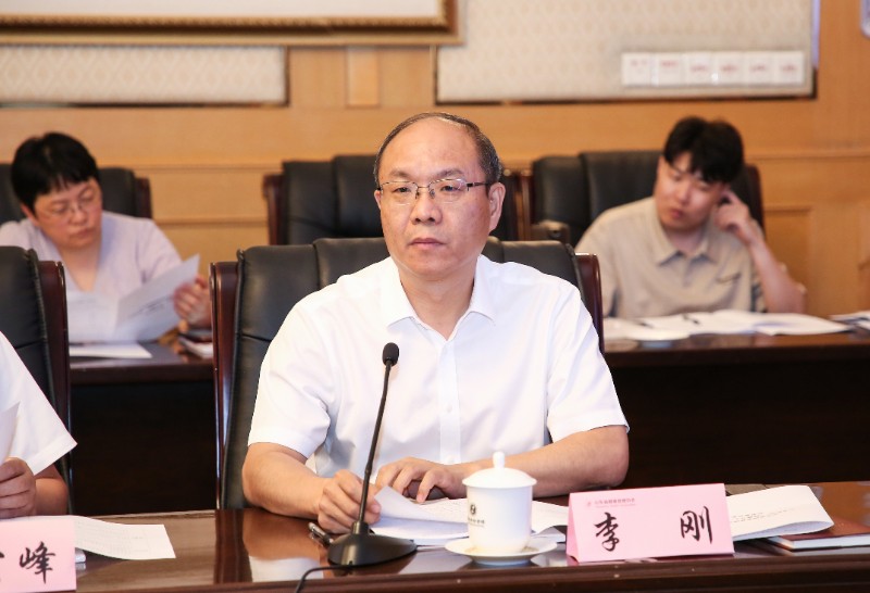 /ue/net/李刚.jpg /ue/net/李刚.jpg